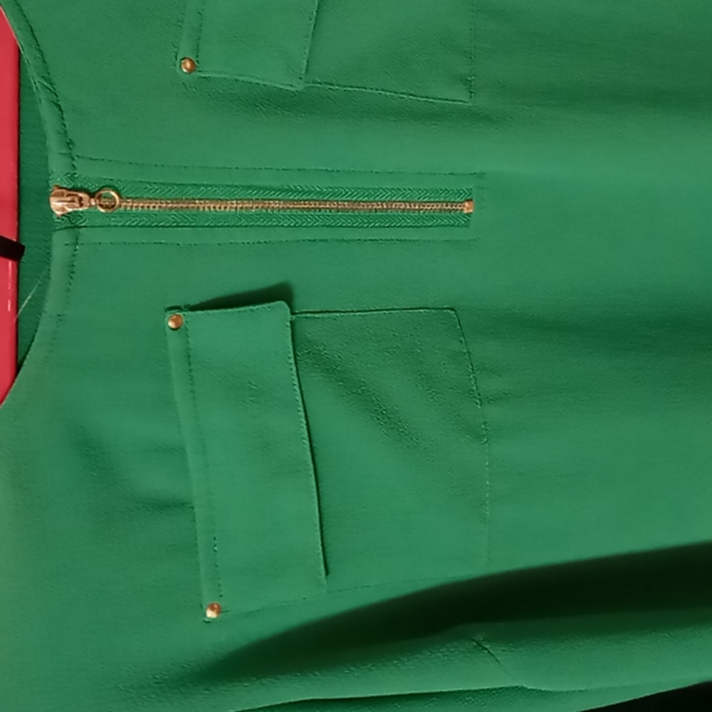 blouse - Picture 2 of 4
